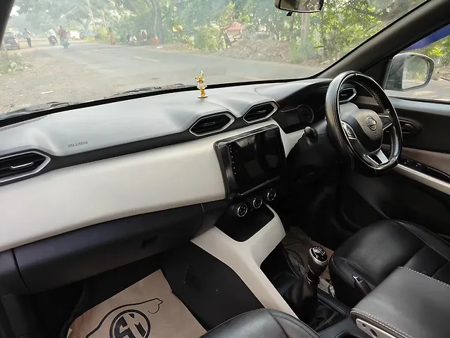 Used Nissan Magnite Visia Petrol Manual in Rajkot