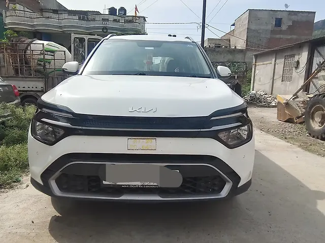 Used 2023 Kia Carens in Tonk