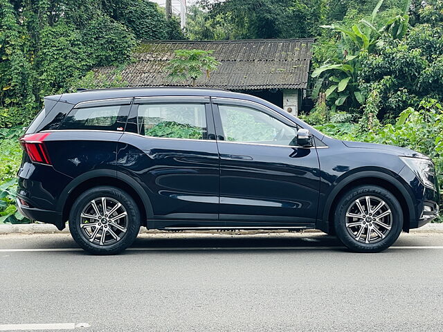 Used Mahindra XUV700 AX 7 Diesel MT 7 STR [2021] in Kottayam