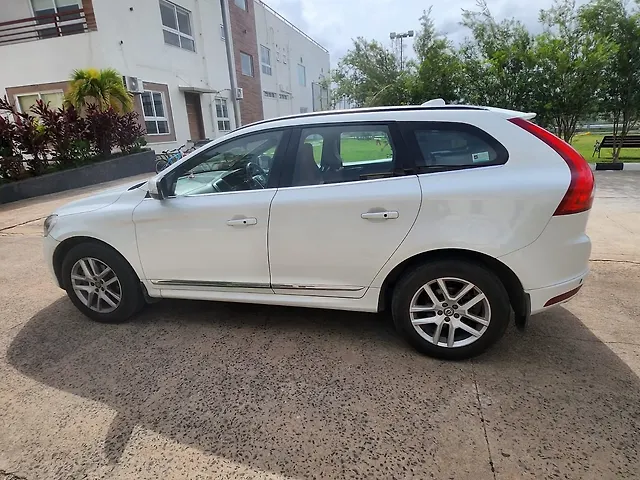 Used Volvo XC60 [2017-2021] D5 Inscription [2017-2020] in Hyderabad