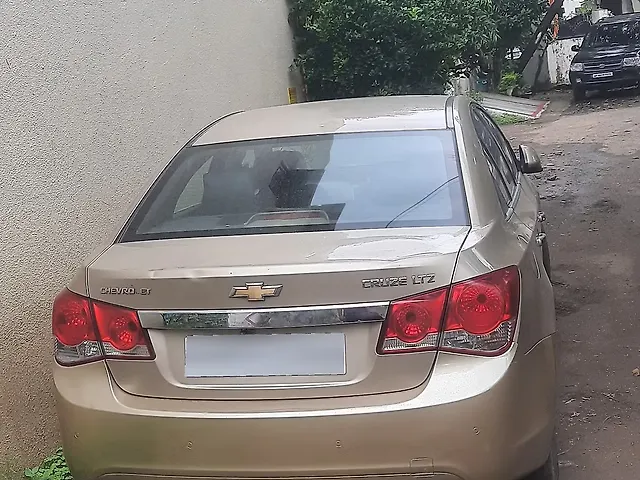 Used 2010 Chevrolet Cruze in Chhatarpur