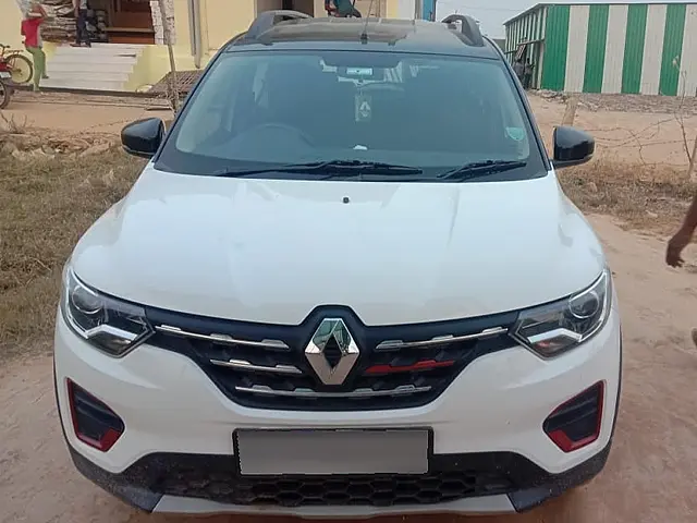 Used 2022 Renault Triber in Prakasam