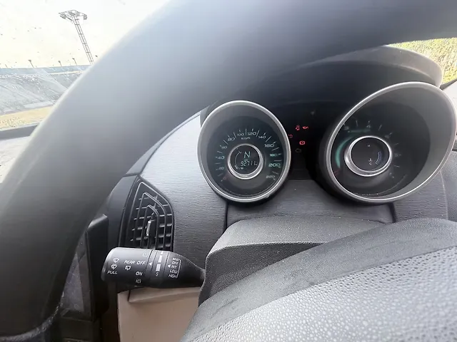 Used Mahindra XUV500 [2015-2018] W6 in Sikandrabad
