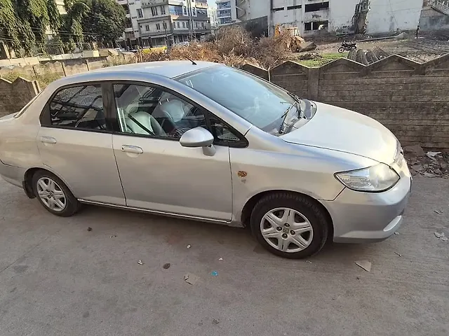 Used Honda City ZX EXi in Junagadh