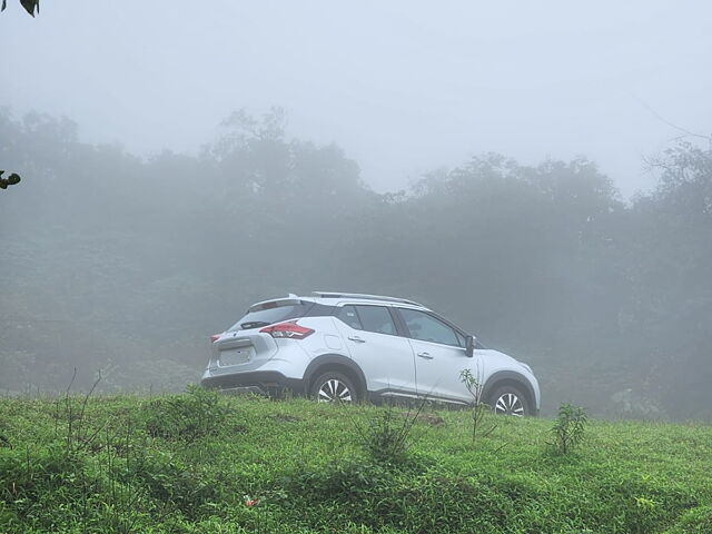 Used Nissan Kicks XV Premium Turbo 1.3 CVT in Pune