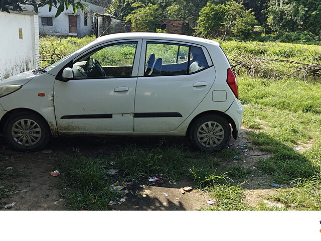 Used 2015 Hyundai i10 in Lucknow