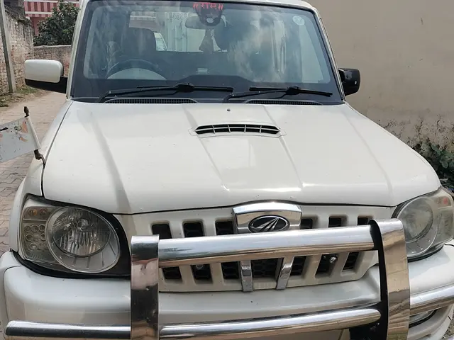 Used 2011 Mahindra Scorpio in Varanasi