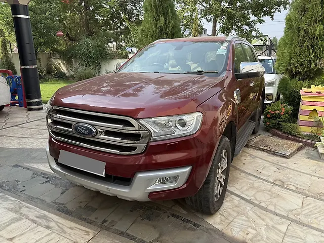 Used 2016 Ford Endeavour in Dhamtari