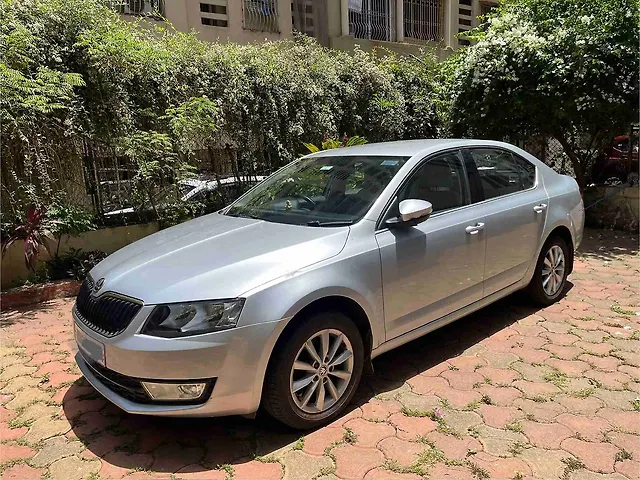 Used 2015 Skoda Octavia in Mumbai