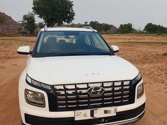 Used 2024 Hyundai Venue in Karimnagar