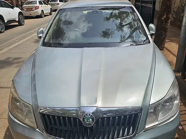 Used 2009 Skoda Laura in Mumbai