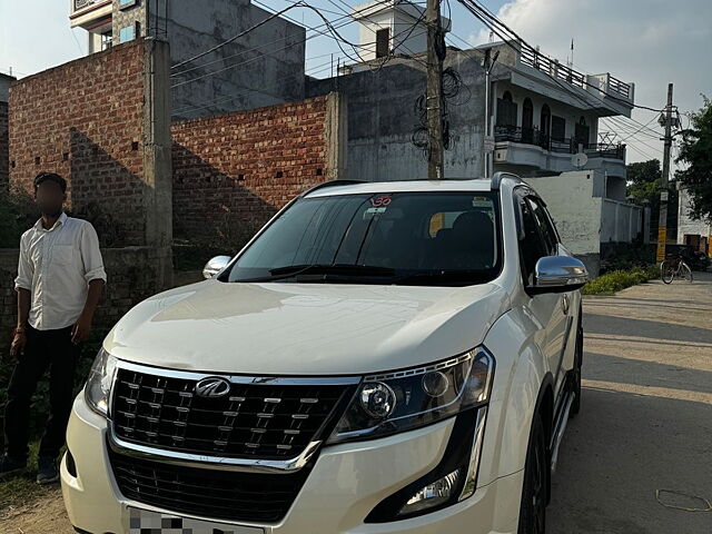 Used Mahindra XUV500 W11 AT in Gorakhpur