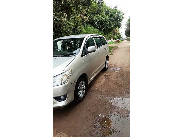 Used Toyota Innova [2012-2013] 2.5 GX 8 STR BS-III in Bhavnagar