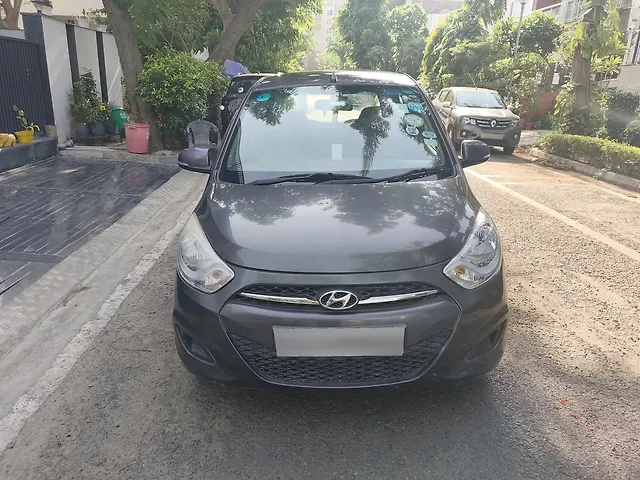 Used 2011 Hyundai i10 in Gurgaon