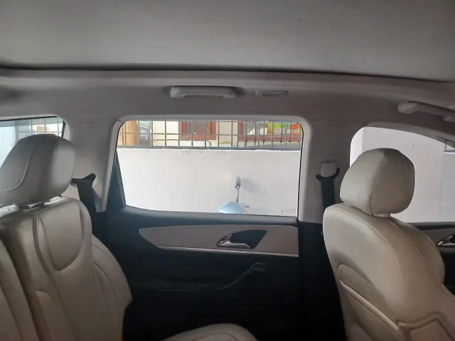 Used Mahindra XUV700 AX7 Luxury Pack Diesel AT 7 STR in Bangalore