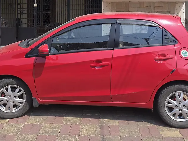 Used Honda Brio VX AT in Surat