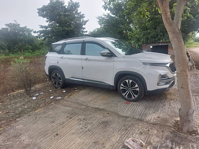 Used MG Hector [2021-2023] Sharp 2.0 Diesel Turbo MT Dual Tone in Chitradurga