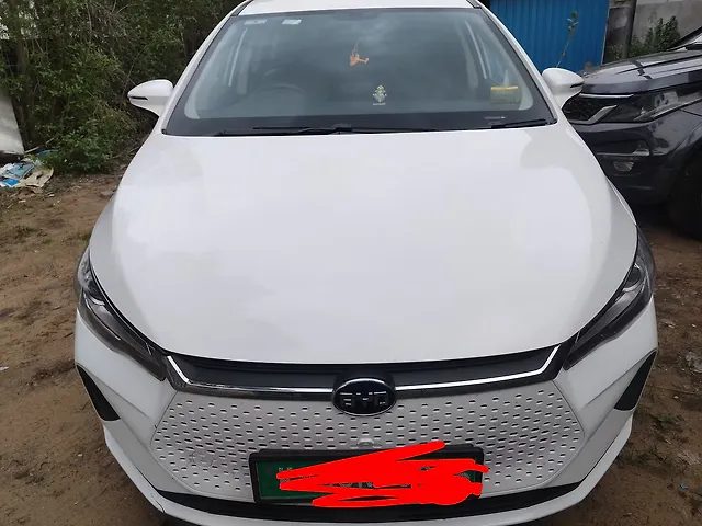 Used 2023 BYD e6 in Bangalore Used 2023 BYD e6 in Bangalore