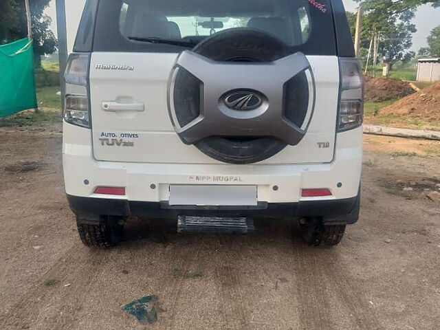 Used Mahindra TUV300 T10 in Nizamabad