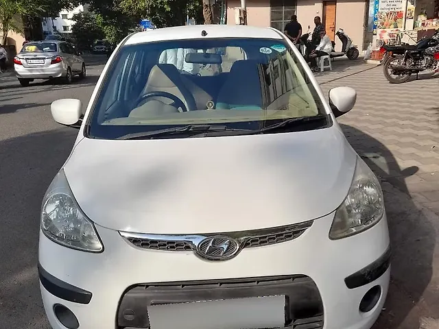 Used 2009 Hyundai i10 in Surat