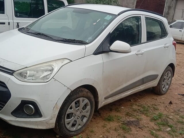 Used Hyundai Grand i10 [2013-2017] Sportz 1.1 CRDi [2016-2017] in Modasa