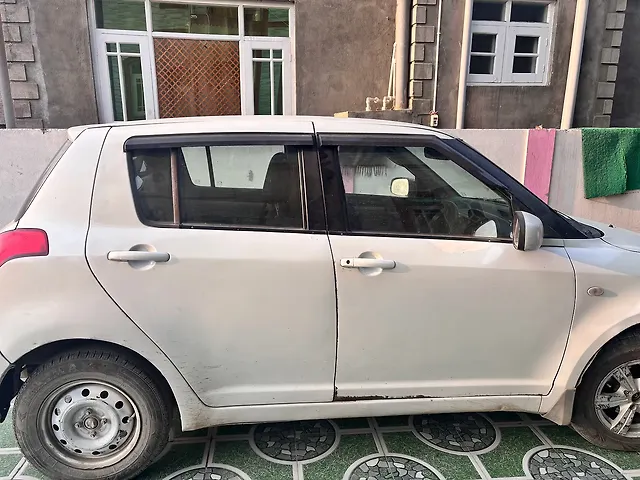 Used 2010 Maruti Suzuki Swift in Srinagar