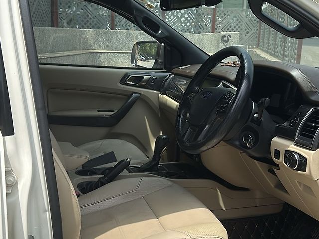 Used Ford Endeavour [2016-2019] Titanium 2.2 4x2 AT [2016-2018] in Delhi