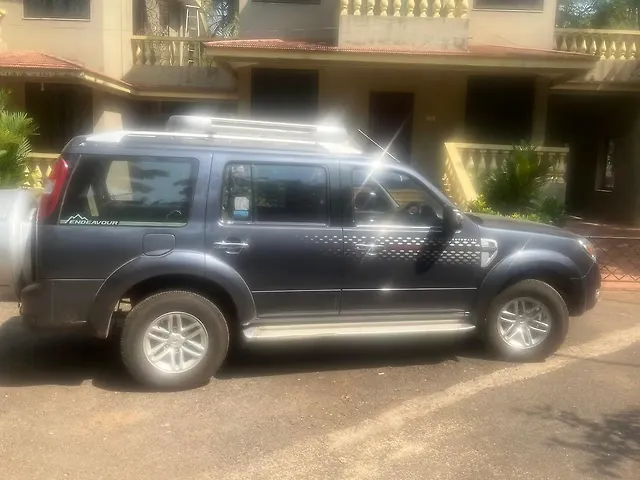 Used 2012 Ford Endeavour in Pune