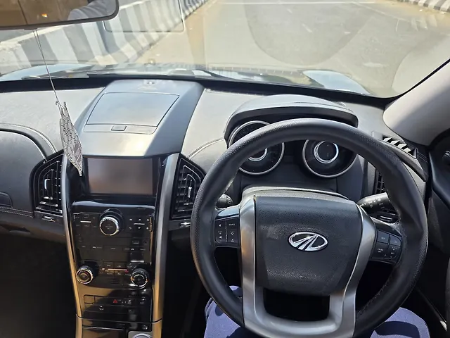 Used Mahindra XUV500 W11 in Bhopal