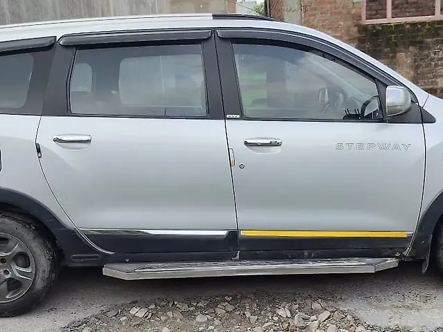 Used 2017 Renault Lodgy in Maharajganj