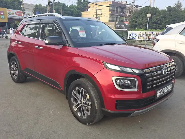 Used 2022 Hyundai Venue in Jalandhar