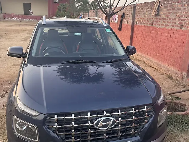 Used 2020 Hyundai Venue in Chandigarh