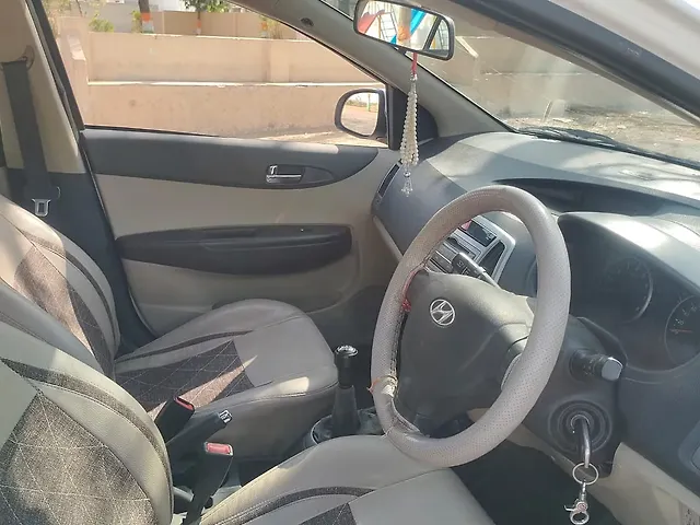Used Hyundai i20 [2012-2014] Magna (O) 1.2 in Himmatnagar