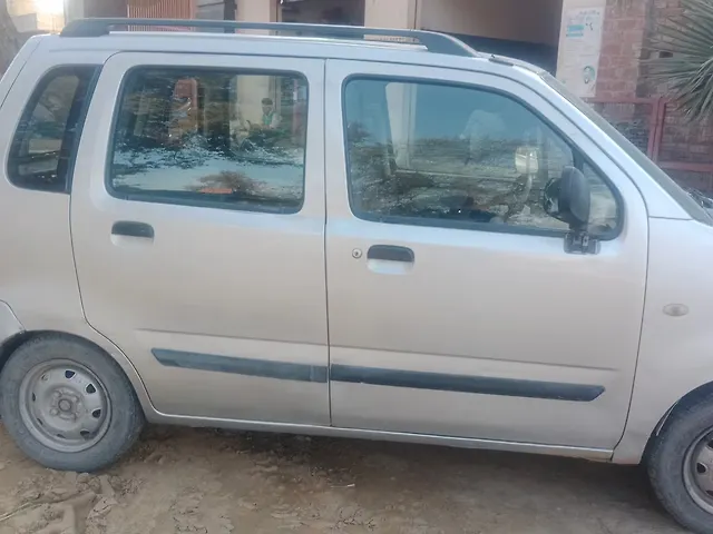 Used 2010 Maruti Suzuki Wagon R in Chandigarh
