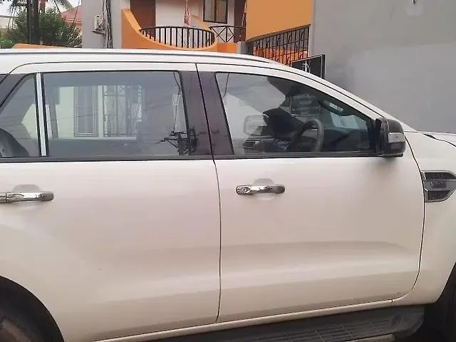 Used 2017 Ford Endeavour in Bilaspur