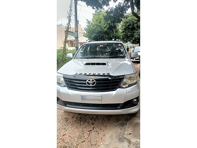 Second Hand Toyota Fortuner 4x2 AT in बैंगलोर