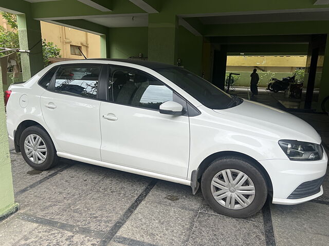 Used Volkswagen Ameo Trendline 1.0L (P) in Hyderabad