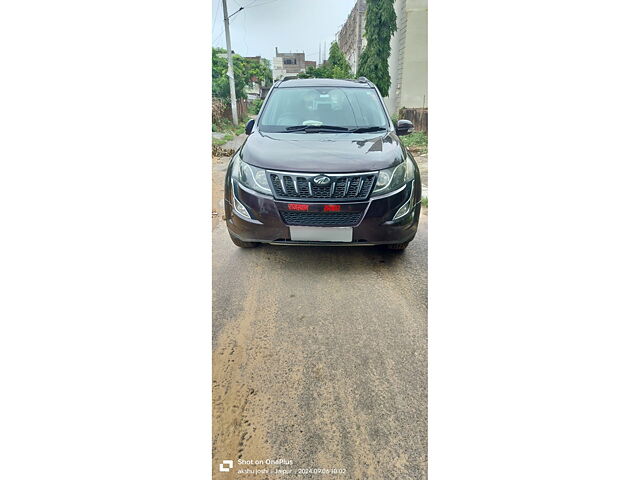 Used 2017 Mahindra XUV500 in Jaipur