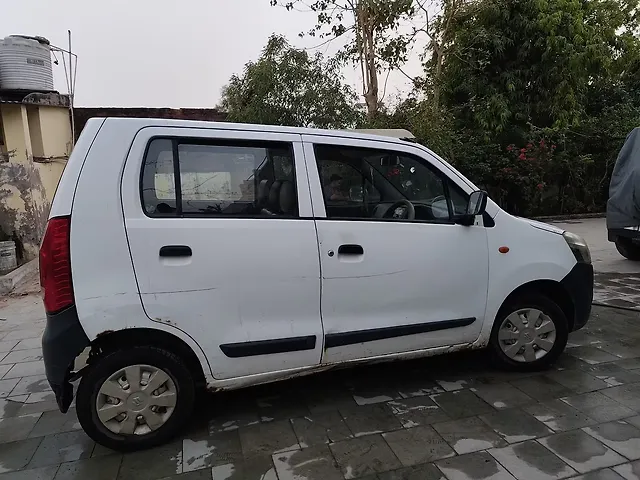 Used Maruti Suzuki Wagon R 1.0 [2010-2013] LX in Sanand