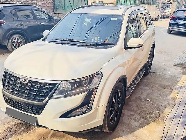Used 2018 Mahindra XUV500 in Delhi