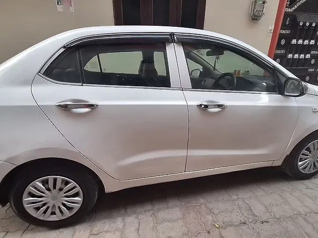 Used Hyundai Xcent SX in Lucknow