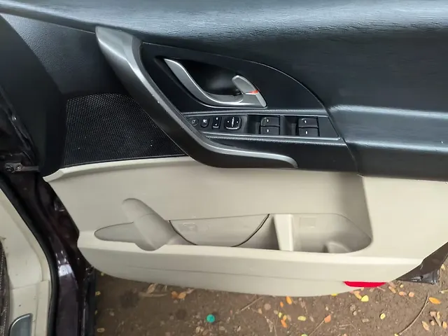 Used Mahindra XUV500 [2015-2018] W10 in Nashik
