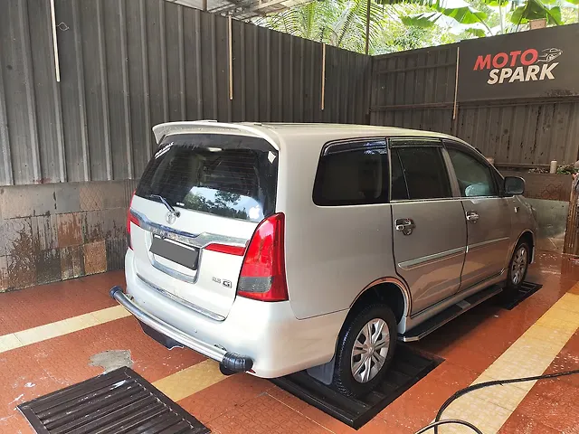 Used 2013 Toyota Innova in Kollam Used 2013 Toyota Innova in Kollam