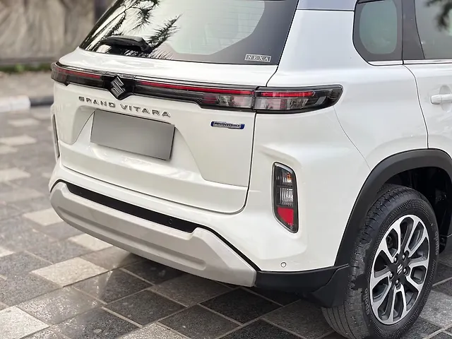 Used Maruti Suzuki Grand Vitara Alpha Smart Hybrid AT [2022-2023] in Mumbai