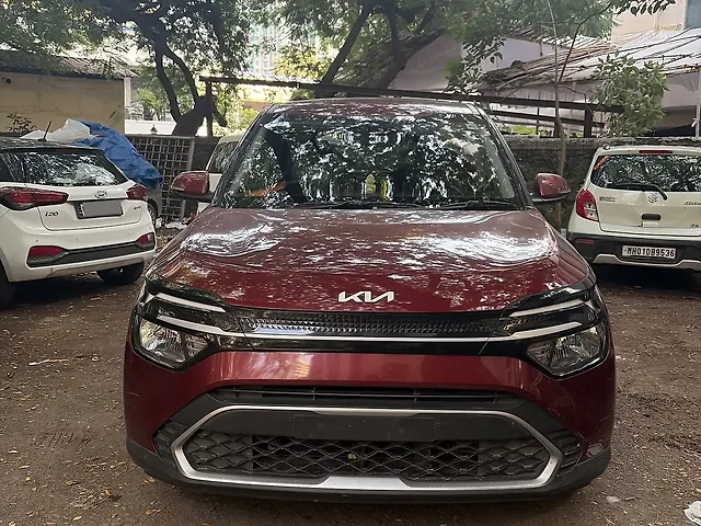 Used 2025 Kia Carens in Pune