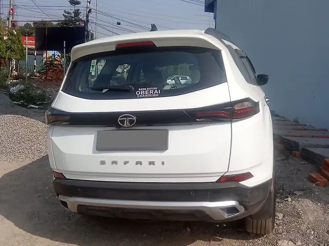 Used 2021 Tata Safari in Dehradun
