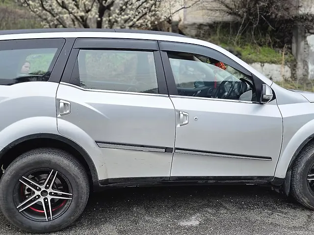 Used 2017 Mahindra XUV500 in Kullu