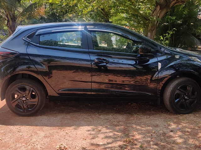 Used Tata Altroz XTA Petrol Dark Edtion in Bangalore