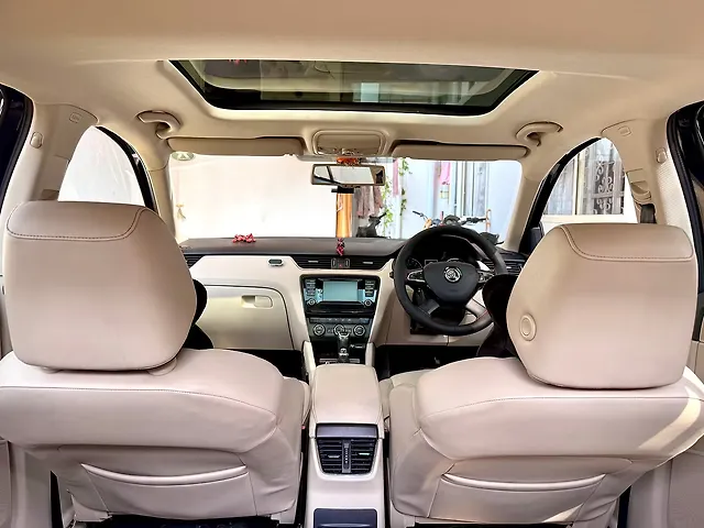 Second Hand Skoda Octavia in Bhopal, Used Skoda Octavia Cars in