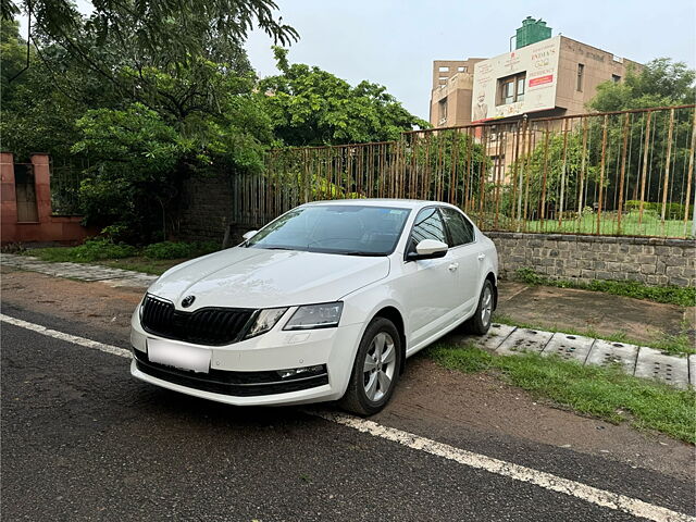 Used Skoda Octavia [2017-2021] 1.8 TSI Style AT in Delhi